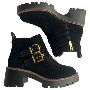 NWT Vince Camuto Destonny Black Suede Moto Boots Size 5 Lug Platform